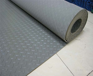 阻燃橡膠板是屬于實木的嗎